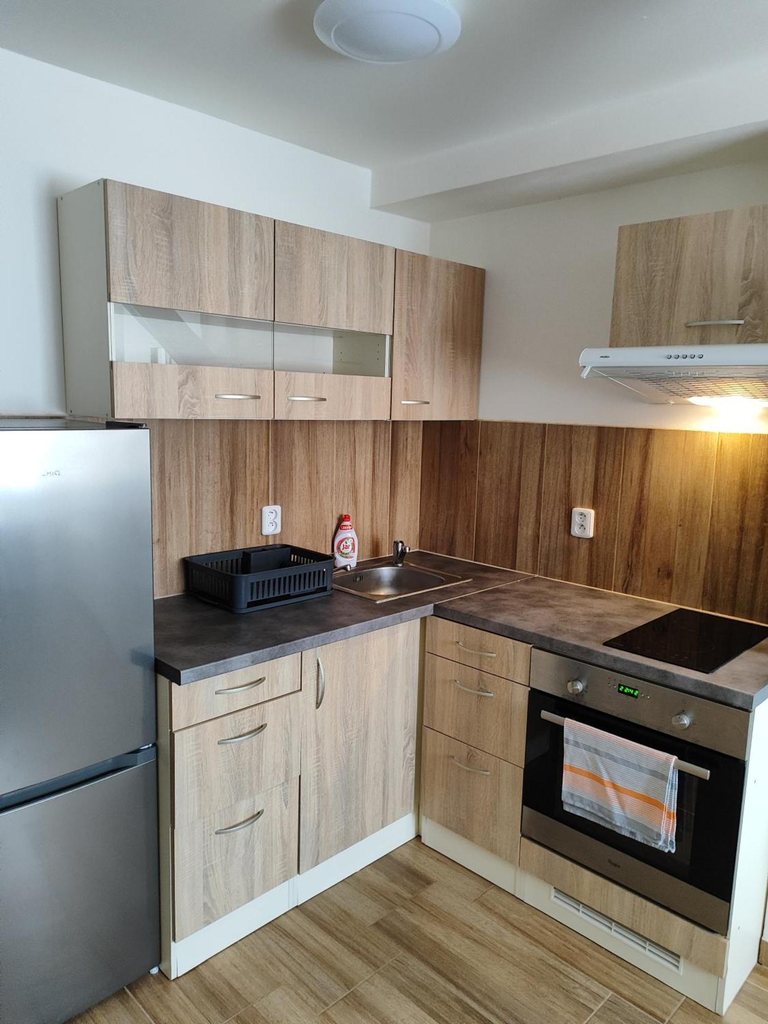 Kralovak Apartment Kraluv Dvur Luaran gambar